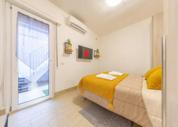 Moderno Con Terrazzo Esclusivo Self Check-in A 5 Min Dalla Metro C Apartment